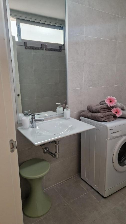 Apartamento Bernier Малага Екстериор снимка